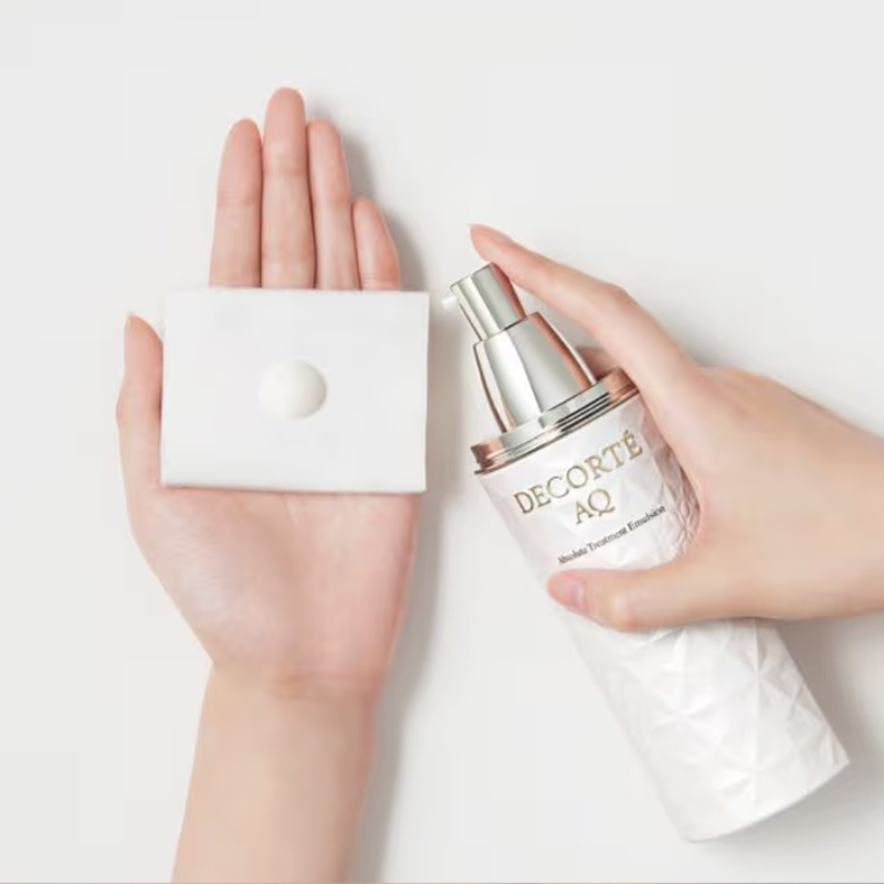 Decorte AQ Micro Radiance Rich Type Emulsion